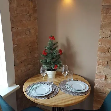 Apartment In Quiet Center
